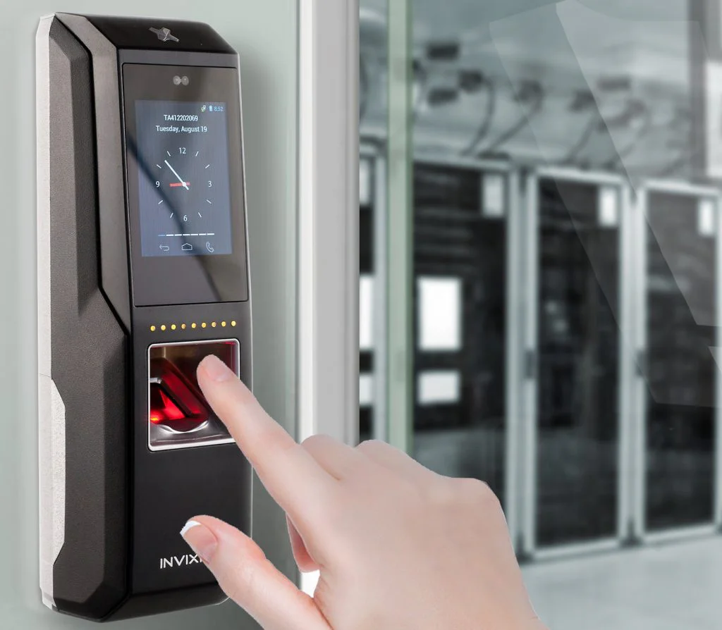 Fingerprint clocking in machine